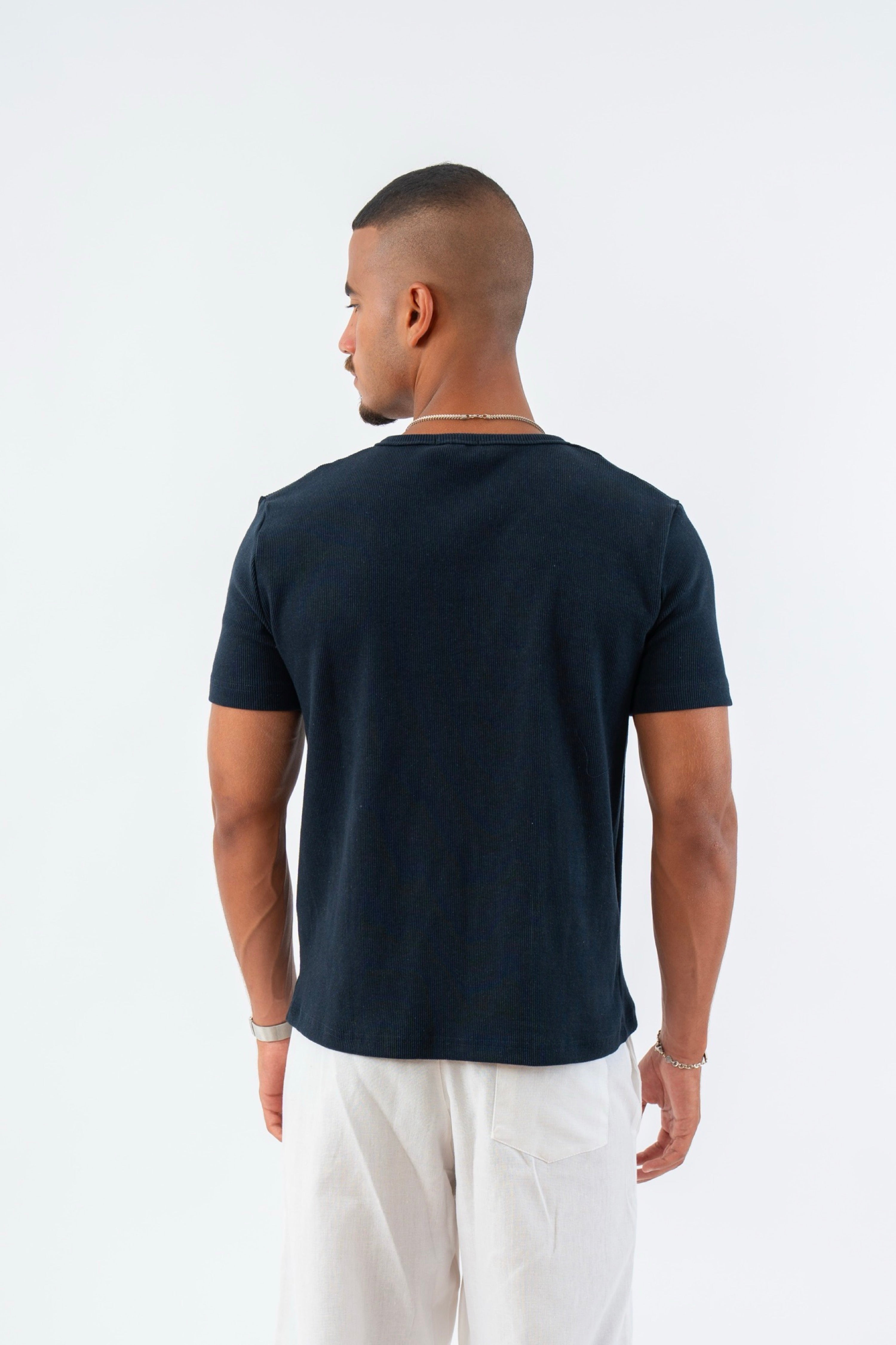 Classic Henley in Navy