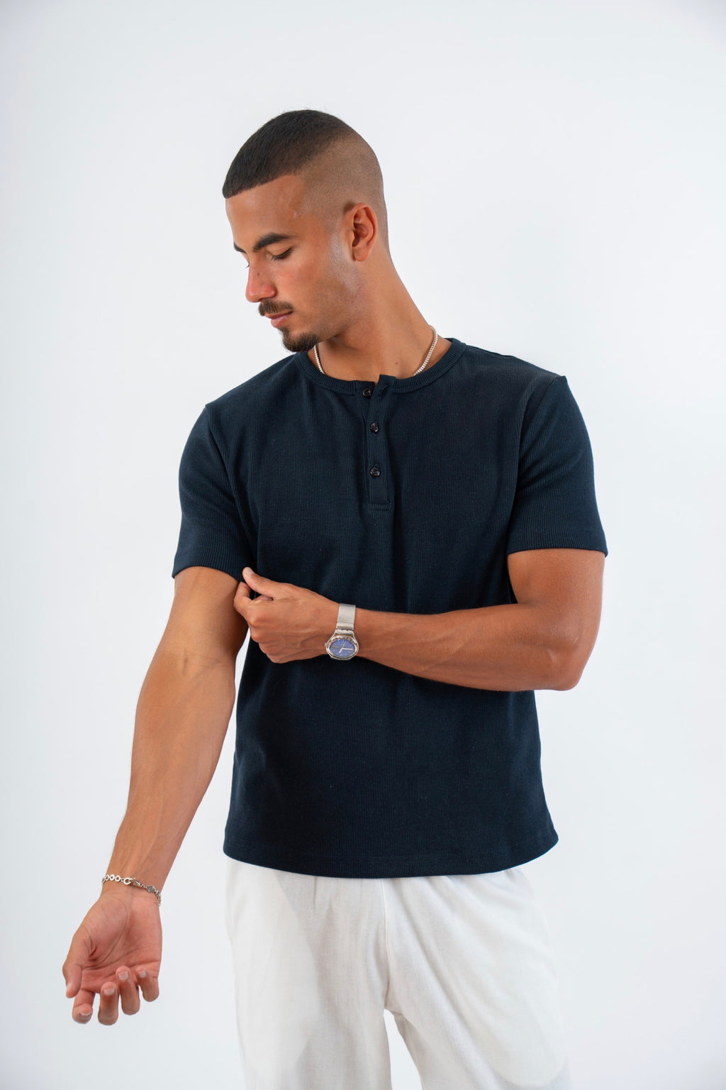 Classic Henley in Navy