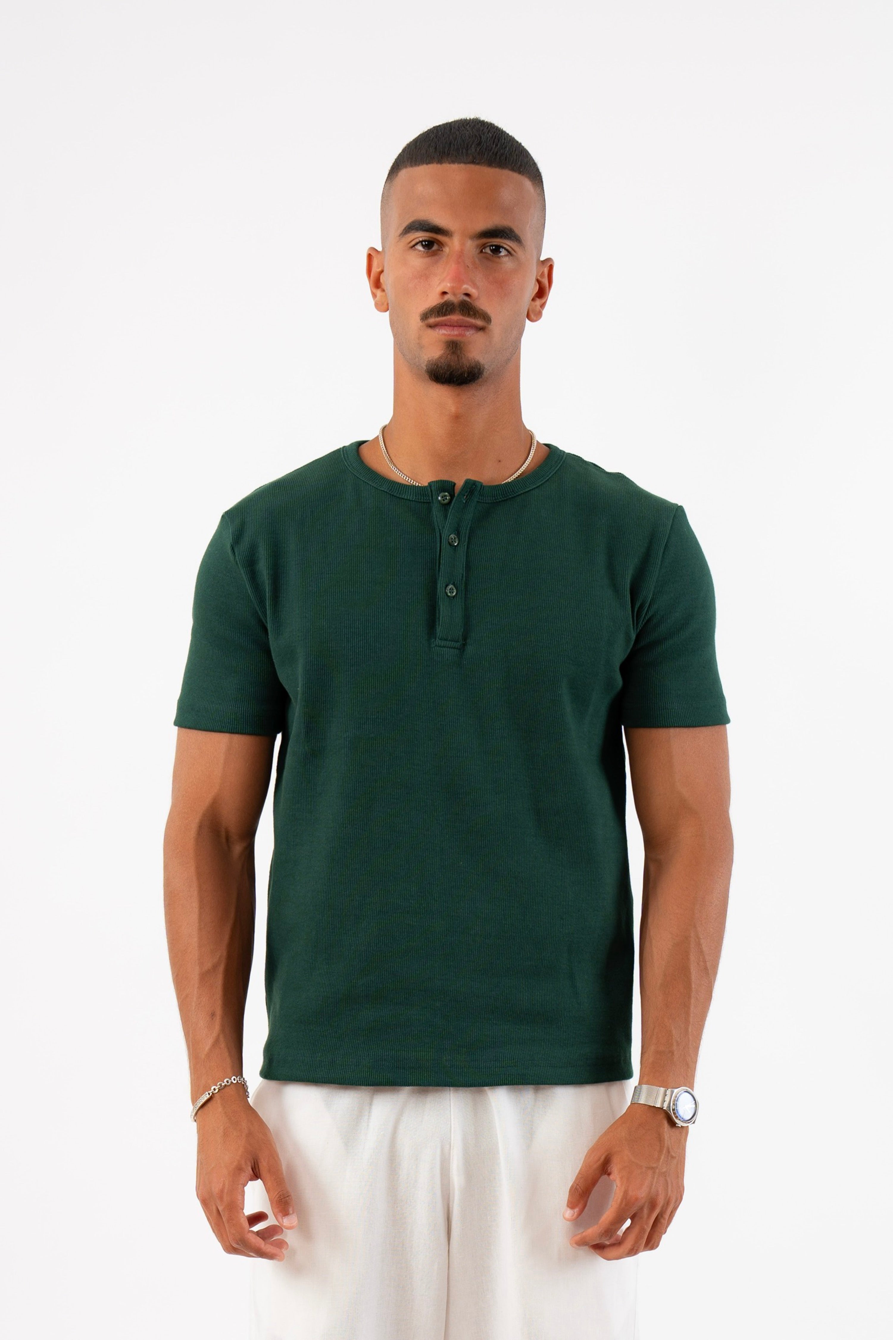 Classic Henley in Olive