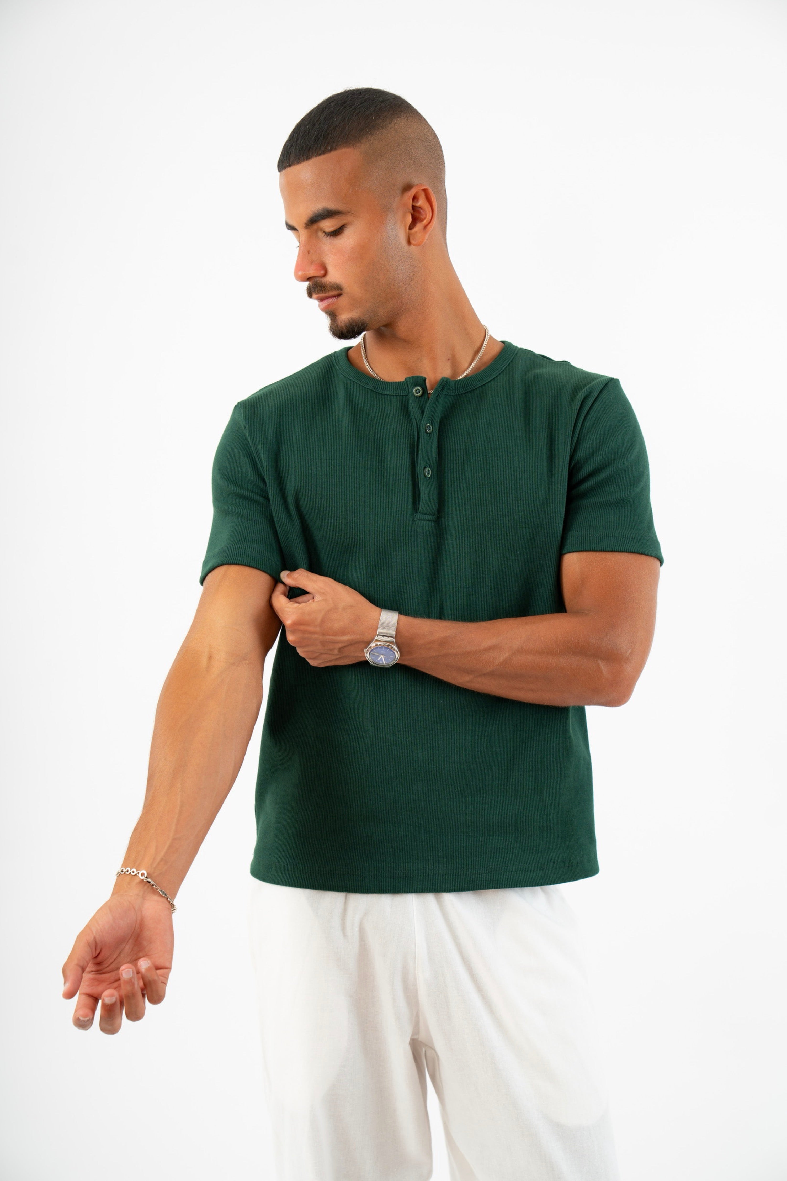 Classic Henley in Olive