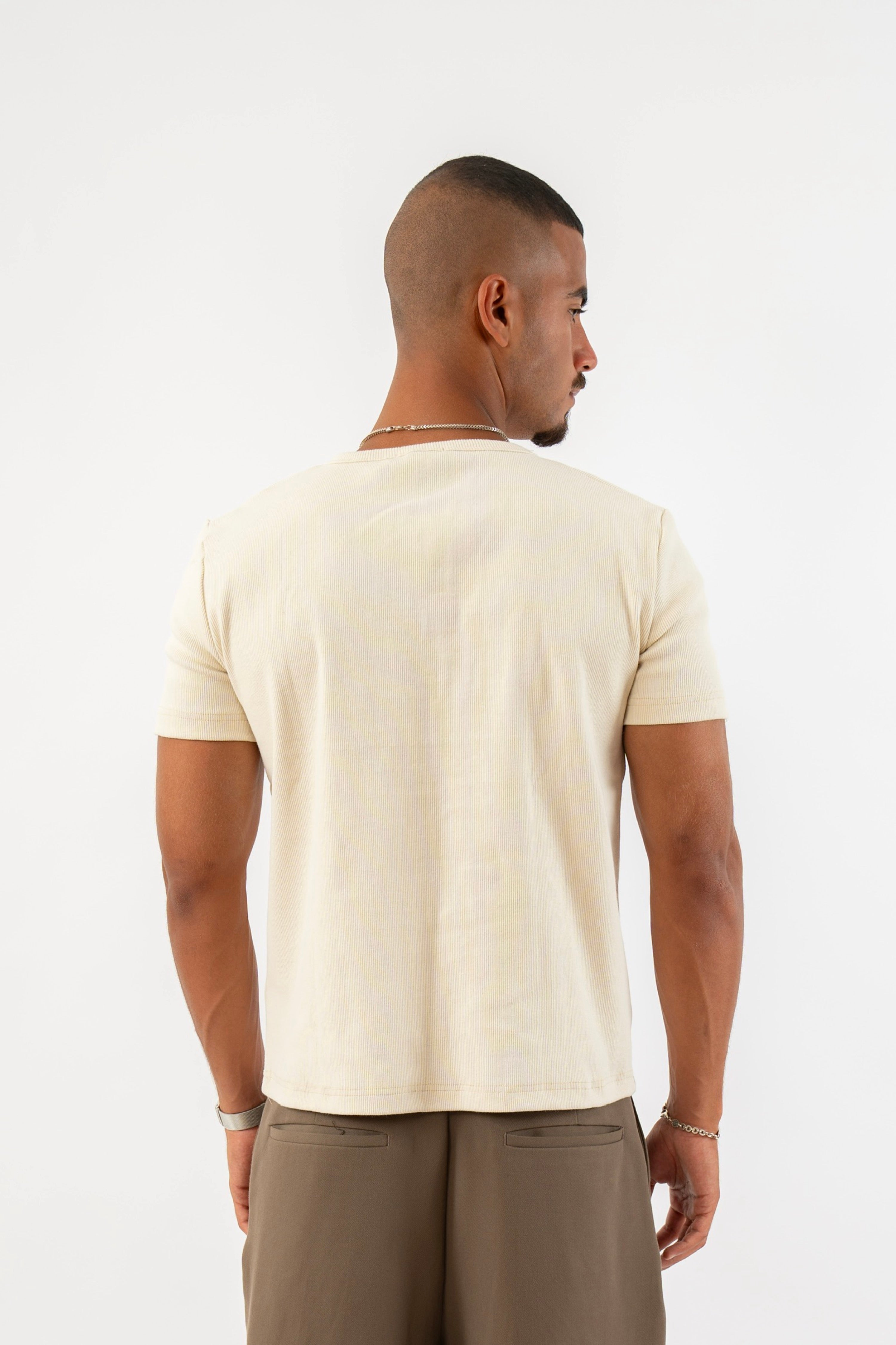 Classic Henley in crème